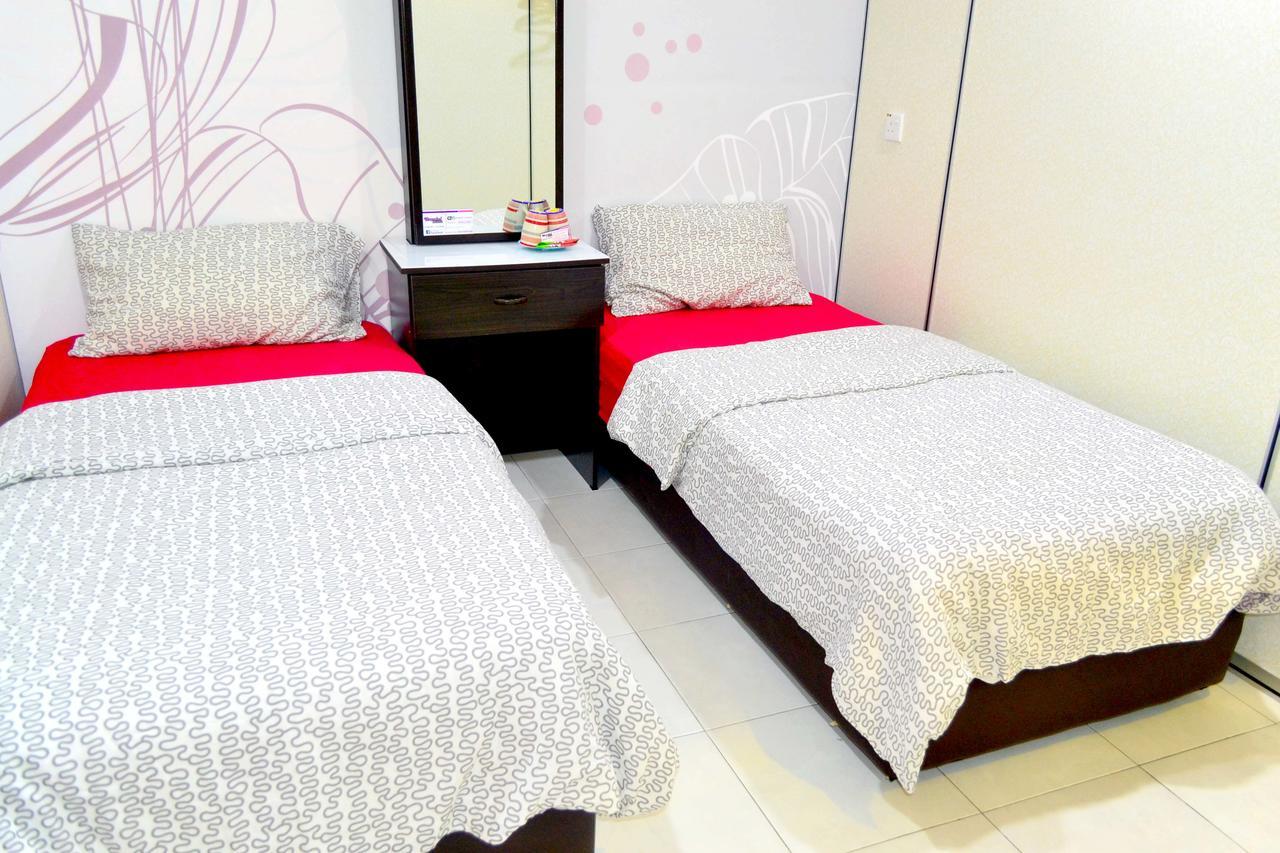 Branded Hotel Malacca Екстериор снимка